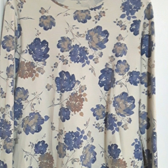 CROFTS & BARROW TOP - Picture 1 of 5